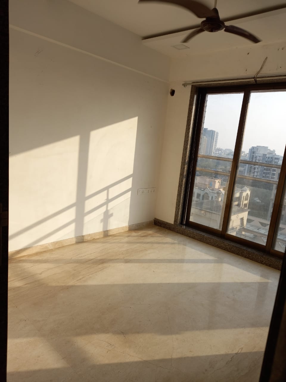 2½ BHK Un Furnished in Neminath Ocean View , Andheri West